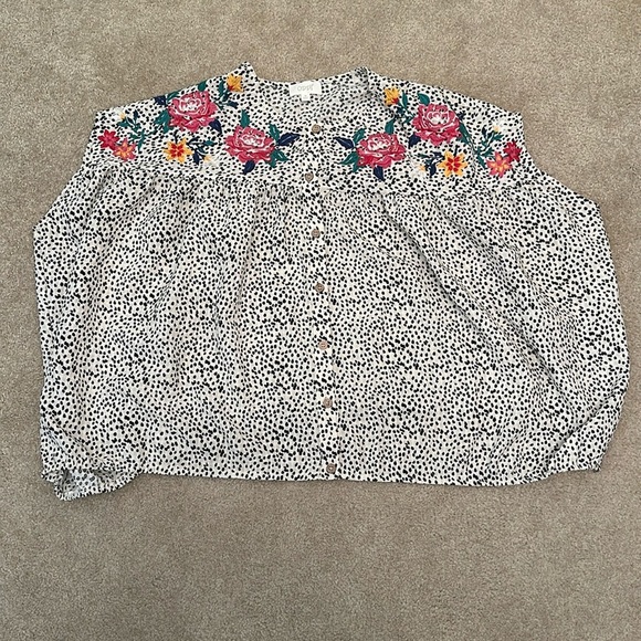 Oddy Women’s Black Spotted Button Down Oversized Blouse Floral Embroidery Medium - Picture 2 of 8